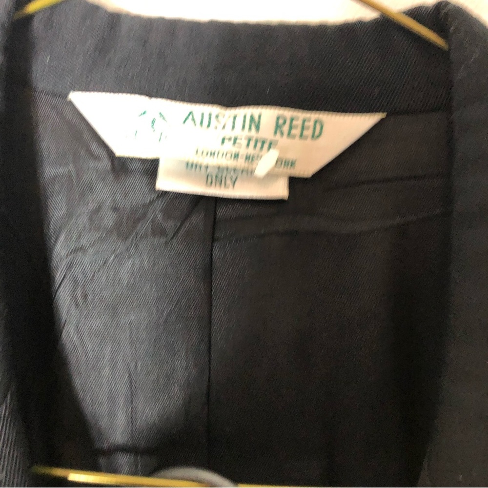 Vintage Austin Reed 2 PC Set - Picture 2 of 9